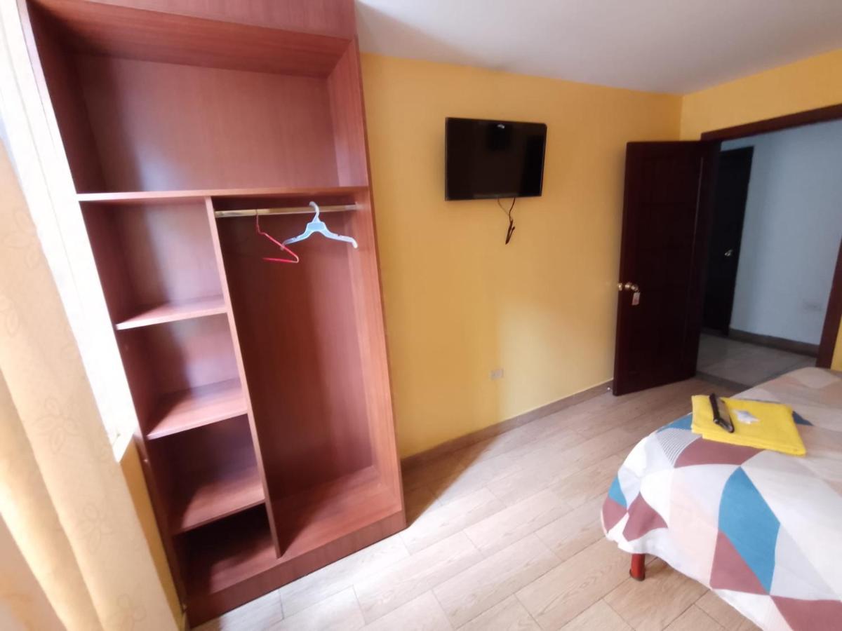 Hotel Residencial Miraflores Loja Exterior photo